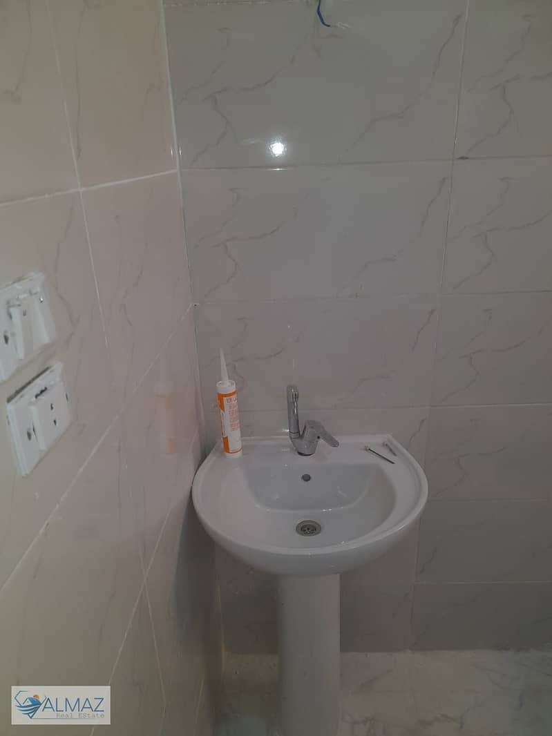 10 WhatsApp Image 2025-12-07 at 11.51. 47 AM. jpeg