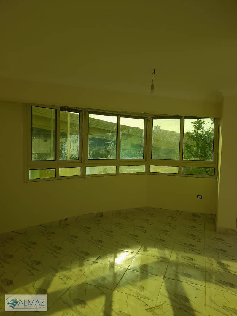 18 WhatsApp Image 2025-12-07 at 11.51. 51 AM. jpeg