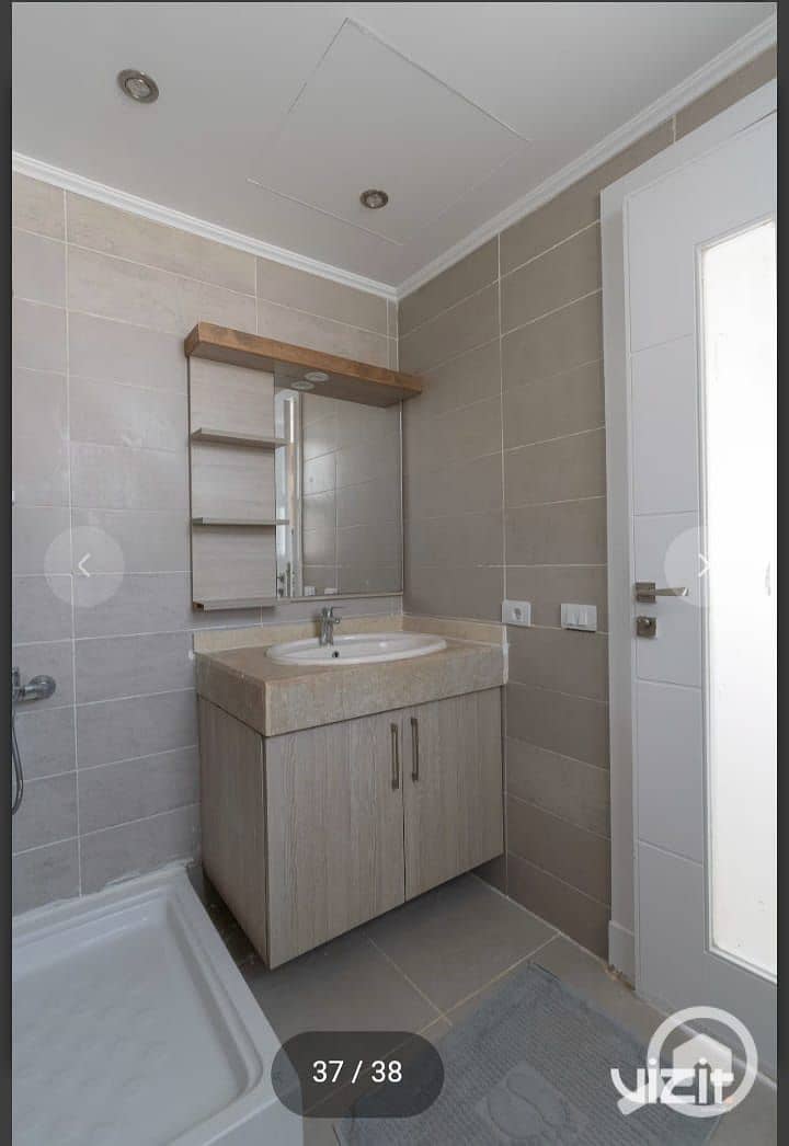 17 WhatsApp Image 2025-12-07 at 13.18. 19. jpeg