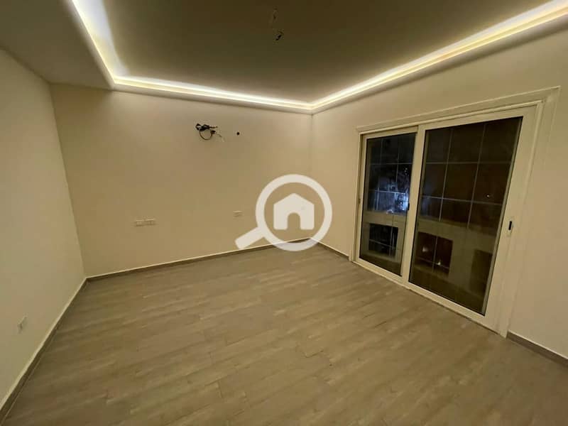 2 WhatsApp Image 2025-12-04 at 5.14. 18 PM (1). jpeg