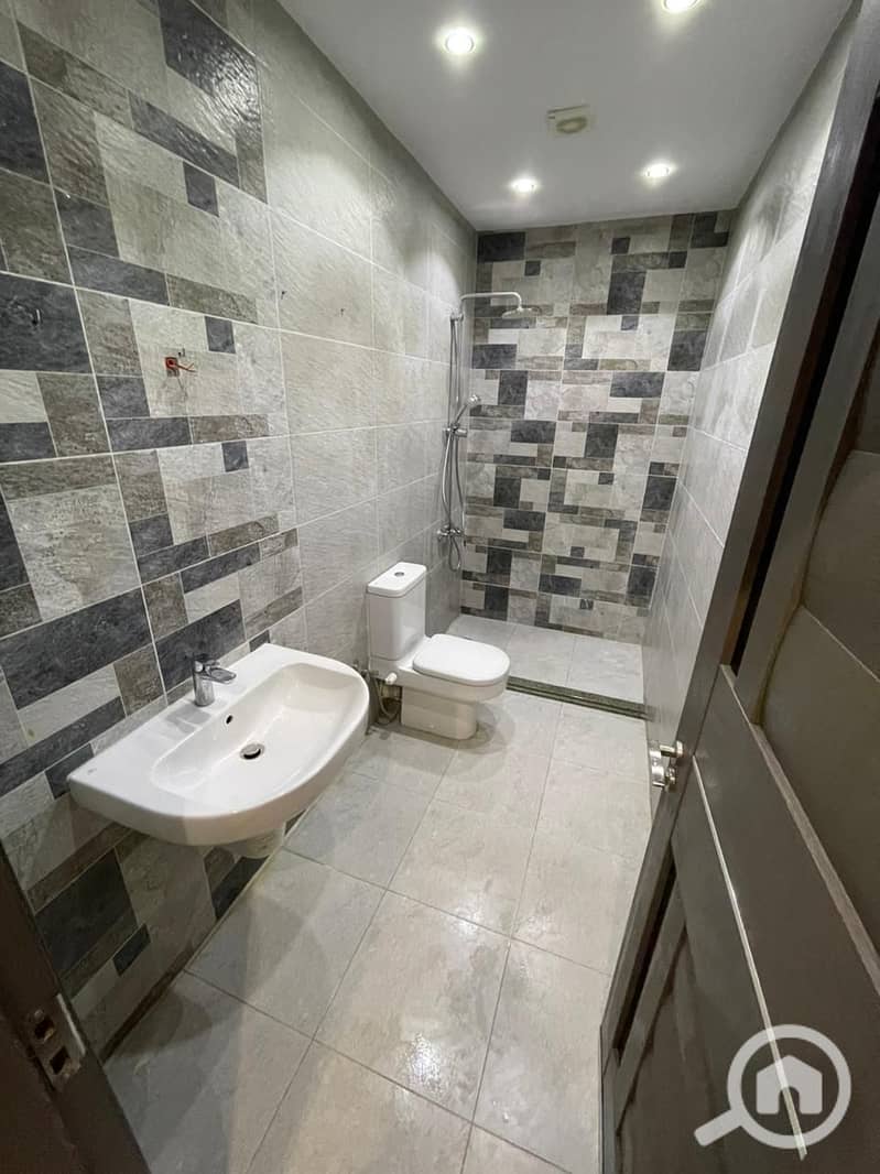 6 WhatsApp Image 2025-12-04 at 5.14. 18 PM. jpeg