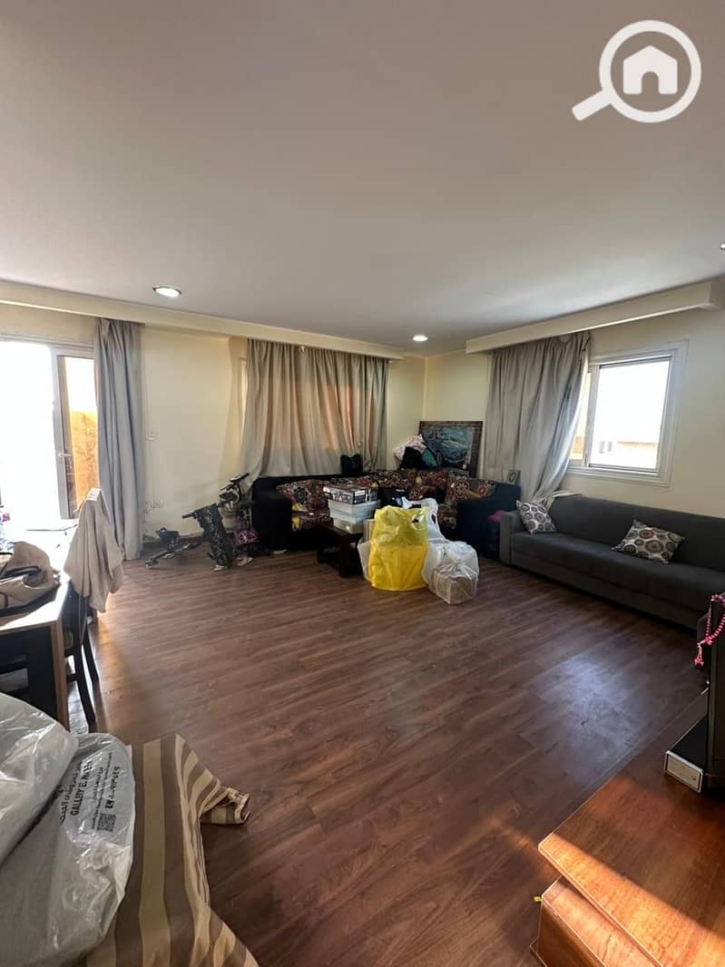 2 5ee2837a-03b2-4dad-aaec-e6b10c7be62b. jpg