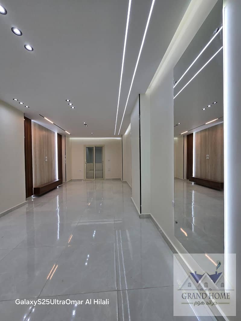 9 8311f8b8-0a2b-4fb8-a4ce-f6f96dcc3979. jpg