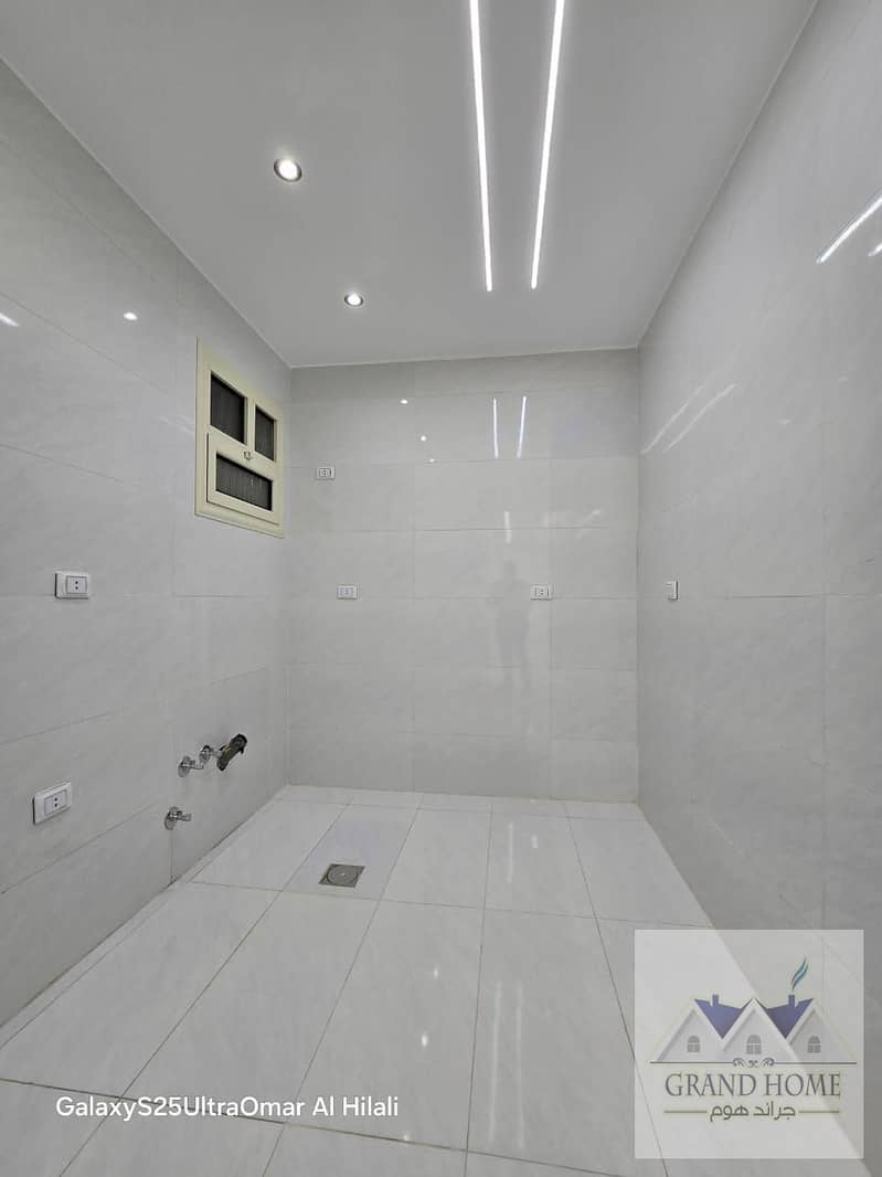 11 a7cbb4d2-0e39-4bde-b2e5-45130af01d82. jpg