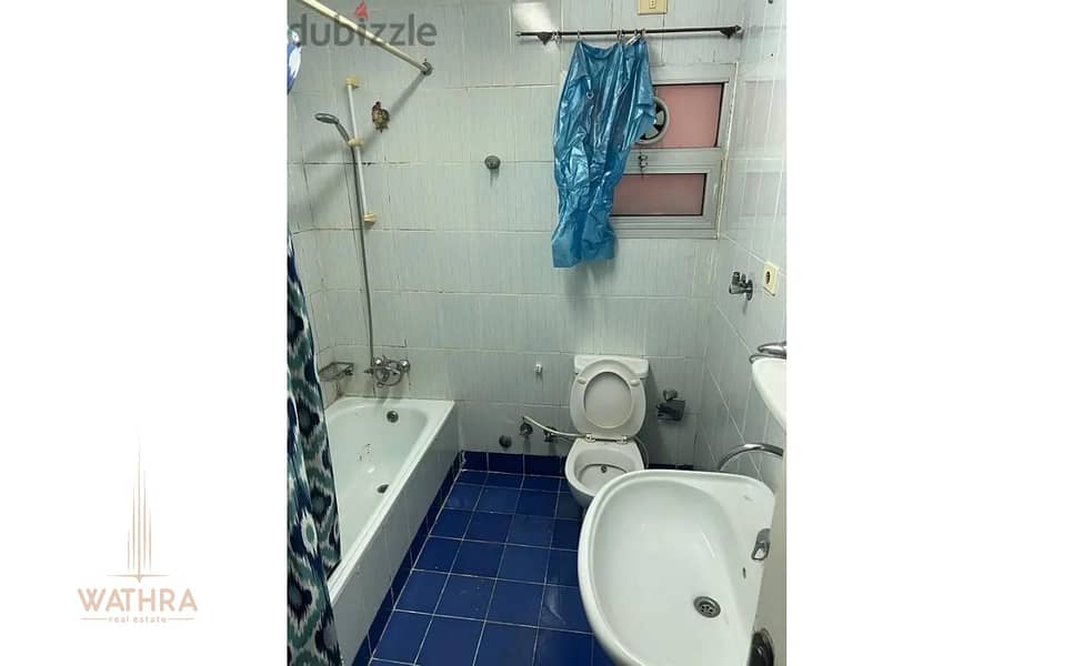 9 155709008-800x600. jpg