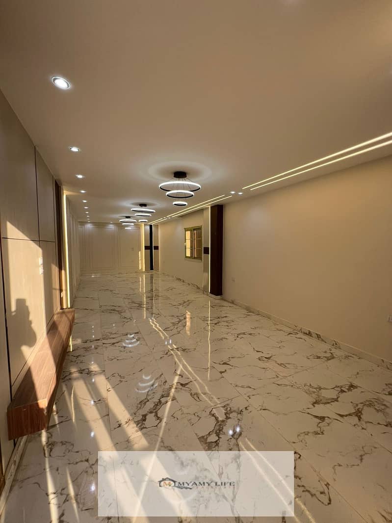 4 WhatsApp Image 2025-10-21 at 4.52. 28 PM (3). jpeg