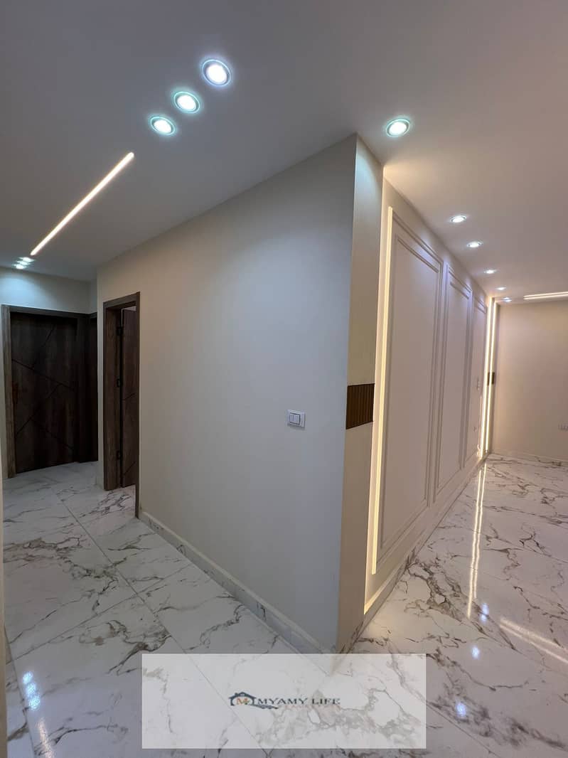 11 WhatsApp Image 2025-10-21 at 4.52. 29 PM (1). jpeg