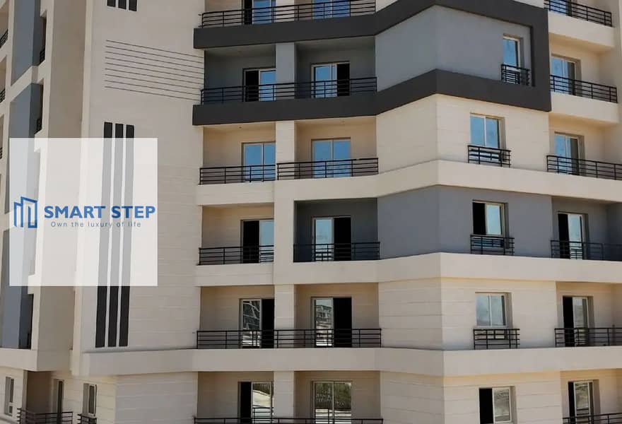 4 8363070-a3cf3o. jpg