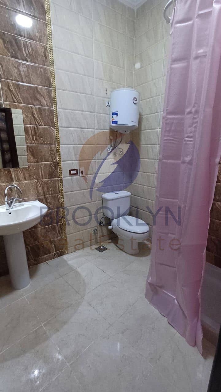 5 WhatsApp Image 2025-12-07 at 13.21. 38_6bc7839f. jpg