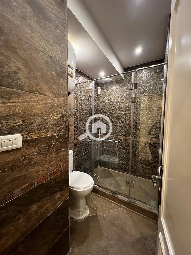 8 WhatsApp Image 2025-12-07 at 12.47. 45_6599f6fb. jpg