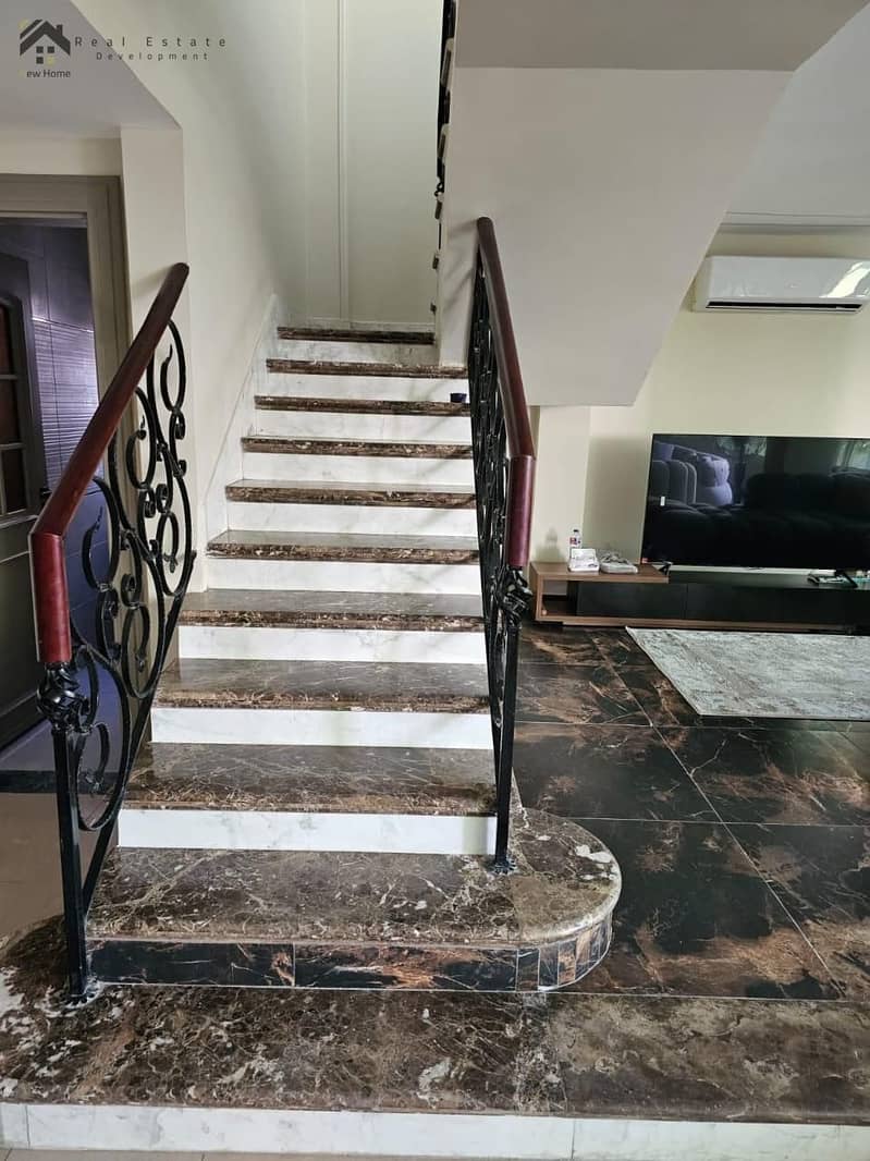 4 WhatsApp Image 2025-11-20 at 13.10. 02_468fbe60. jpg