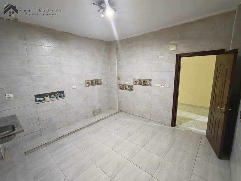 3 WhatsApp Image 2025-11-20 at 12.33. 45_2f1372a2. jpg