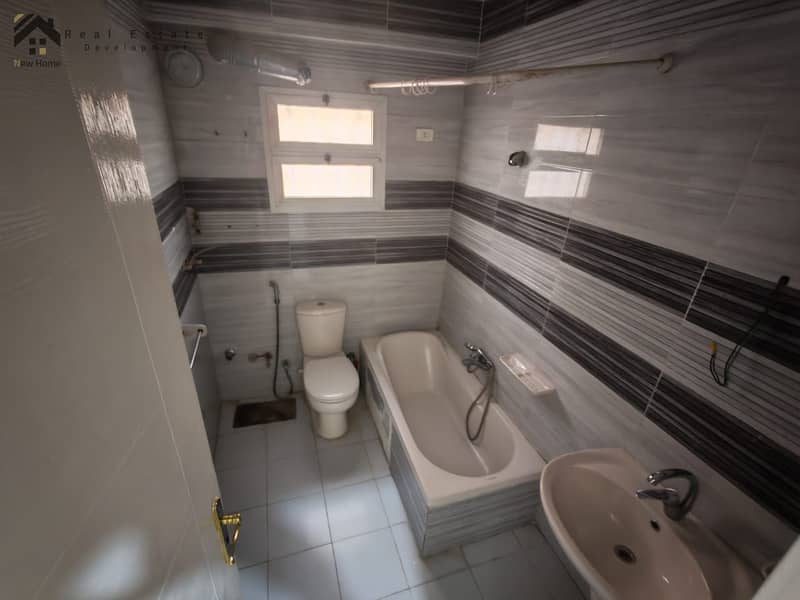 13 WhatsApp Image 2025-11-20 at 12.33. 46_b7d9e8b4. jpg