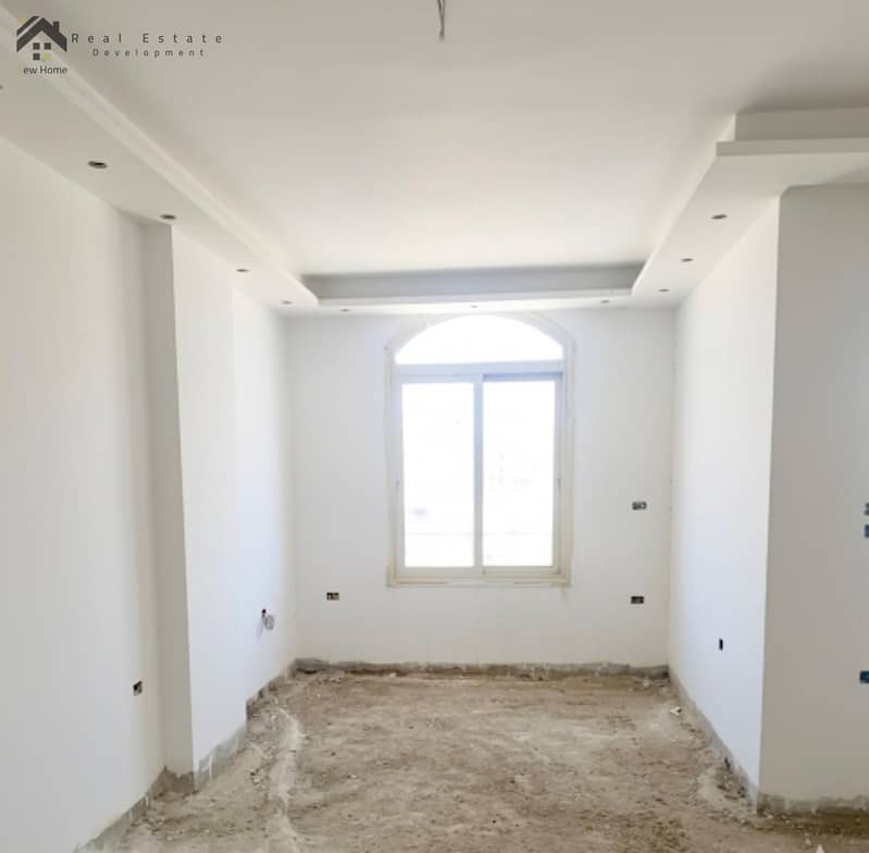 3 WhatsApp Image 2025-11-23 at 14.40. 54_6d1ed3a5. jpg