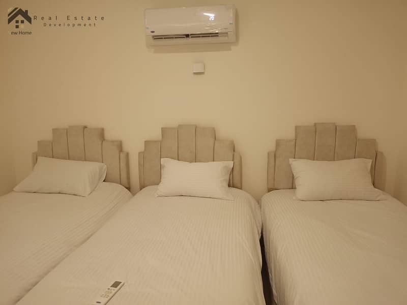 6 WhatsApp Image 2025-11-23 at 6. jpeg