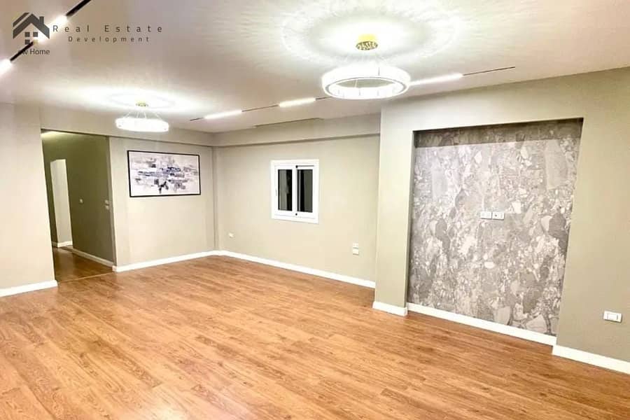 5 WhatsApp Image 2025-11-25 at 14.25. 34_a5a5e7f8. jpg