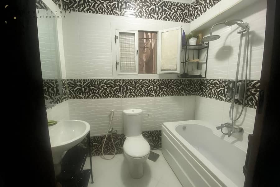 12 WhatsApp Image 2025-09-29 at 13.56. 09_7a0dcf8b. jpg