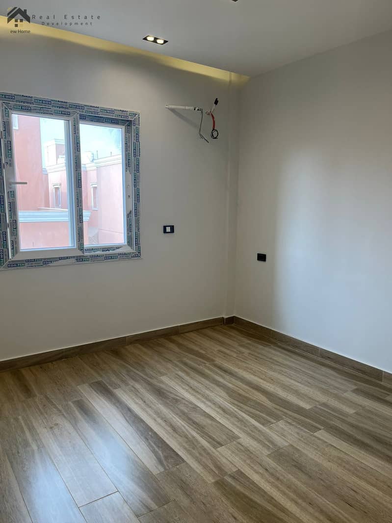 12 WhatsApp Image 2025-11-29 at 15.00. 53_c2242cad. jpg