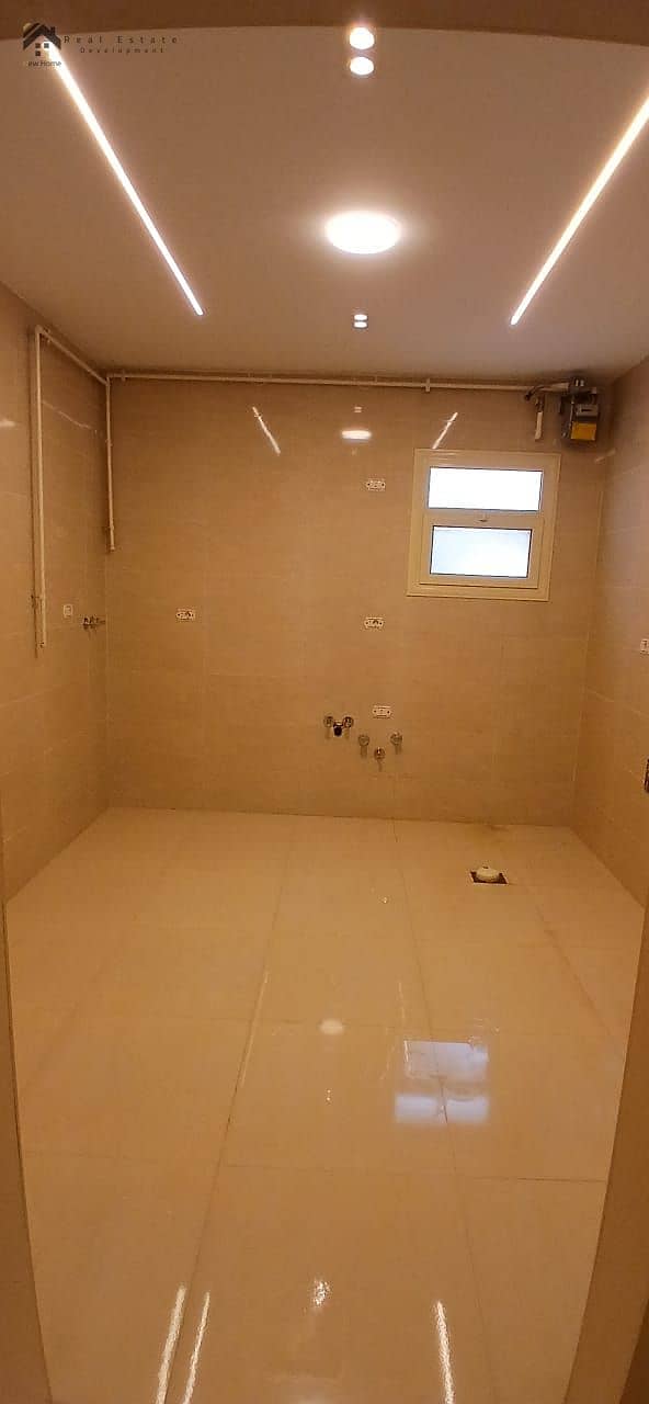 7 WhatsApp Image 2025-11-30 at 15.01. 09_801a4b2b. jpg