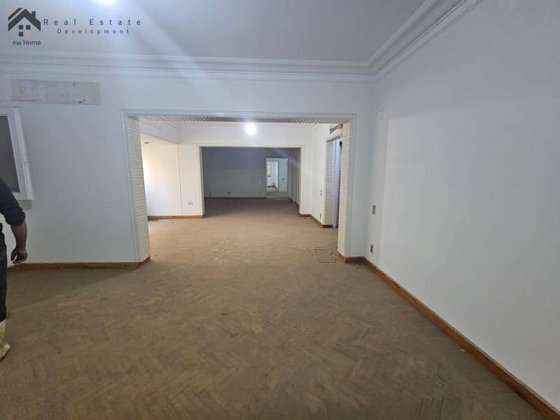 12 WhatsApp Image 2025-10-28 at 15.42. 07_a37e139d. jpg