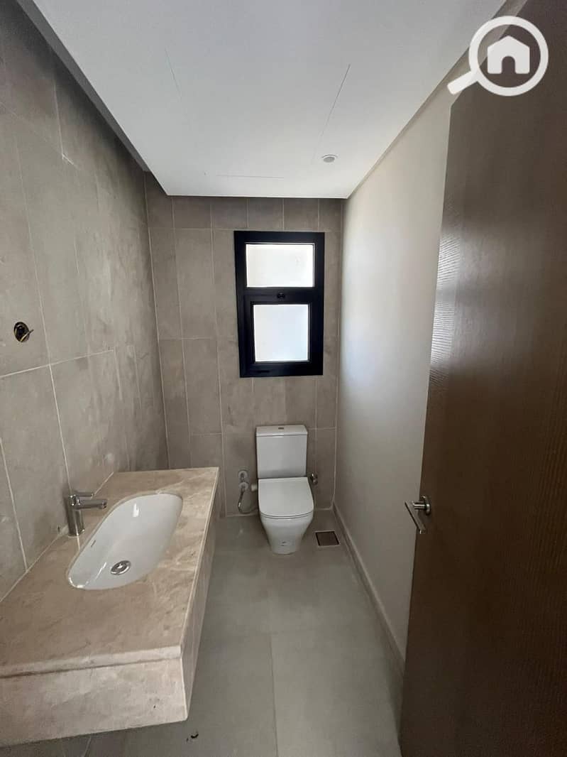 8 WhatsApp Image 2025-05-19 at 14.18. 44_13e44513. jpg