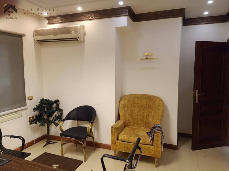 22 WhatsApp Image 2025-10-28 at 17.43. 20_78333803. jpg