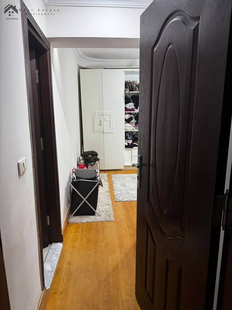 4 WhatsApp Image 2025-10-02 at 14.41. 58_76aac52d. jpg