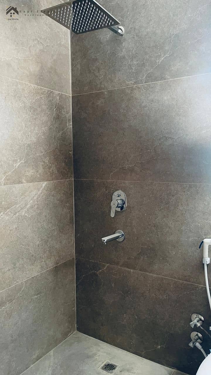 14 ca2284ca-10c2-4c0e-8a25-e9f0e3d916a3. jpg