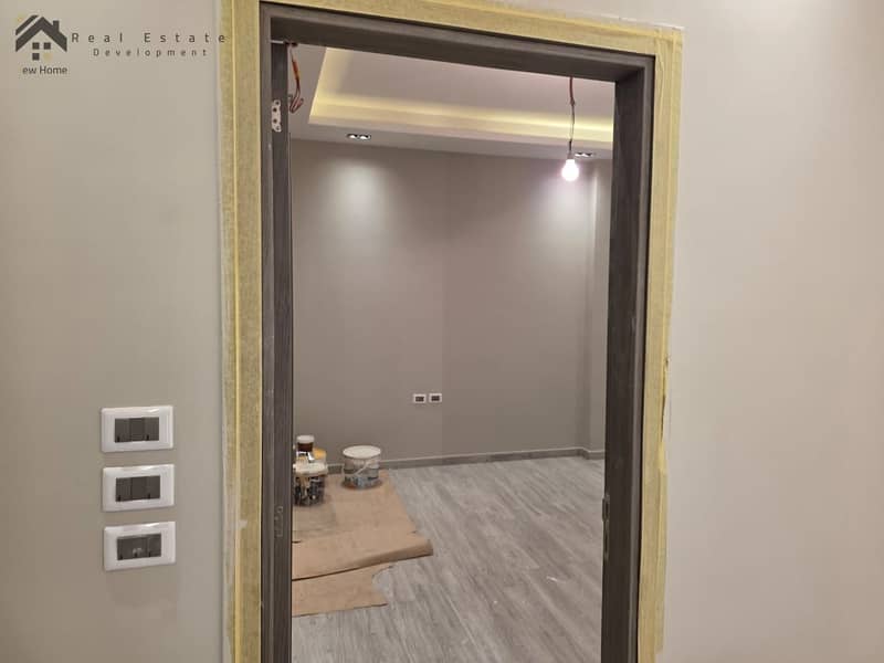 3 WhatsApp Image 2025-10-02 at 15.57. 09_bec0b2f7. jpg