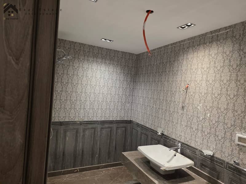 8 WhatsApp Image 2025-10-02 at 15.57. 10_3a817602. jpg