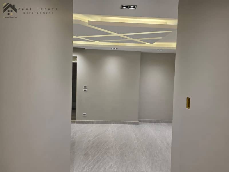 11 WhatsApp Image 2025-10-02 at 15.57. 10_a7b4076e. jpg