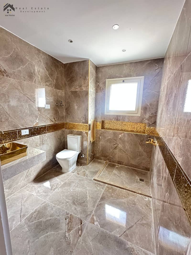 5 WhatsApp Image 2025-12-03 at 23.05. 29_91eba91e. jpg