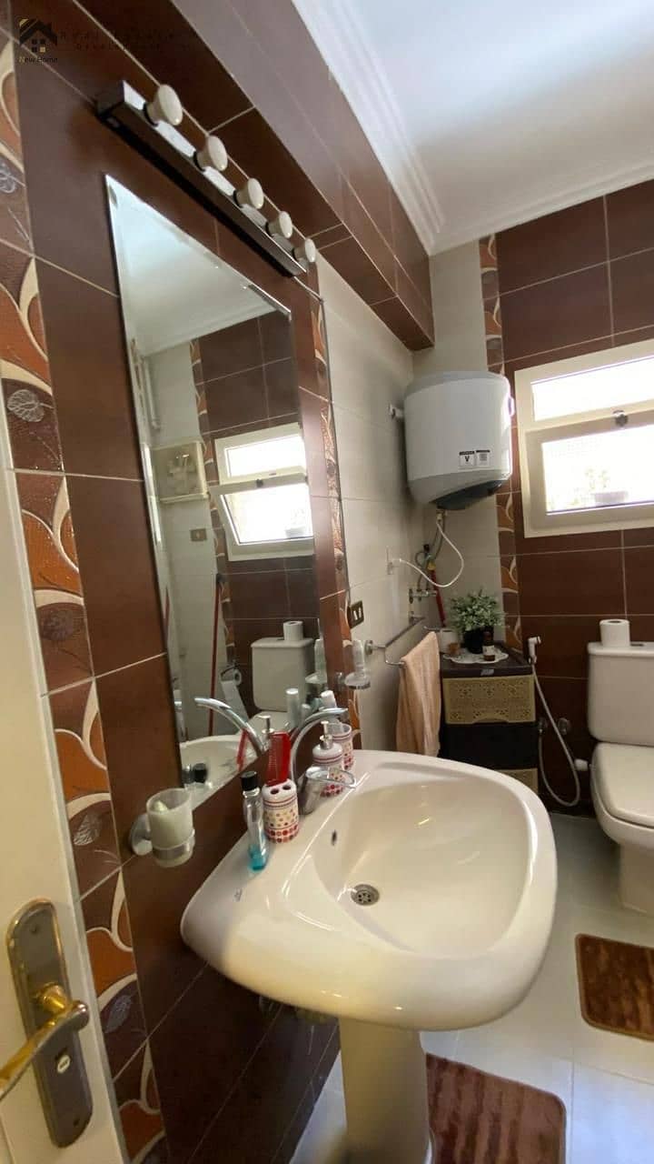 7 070fdcea-3561-4b53-b605-a2ae37ccb4ec. jpeg