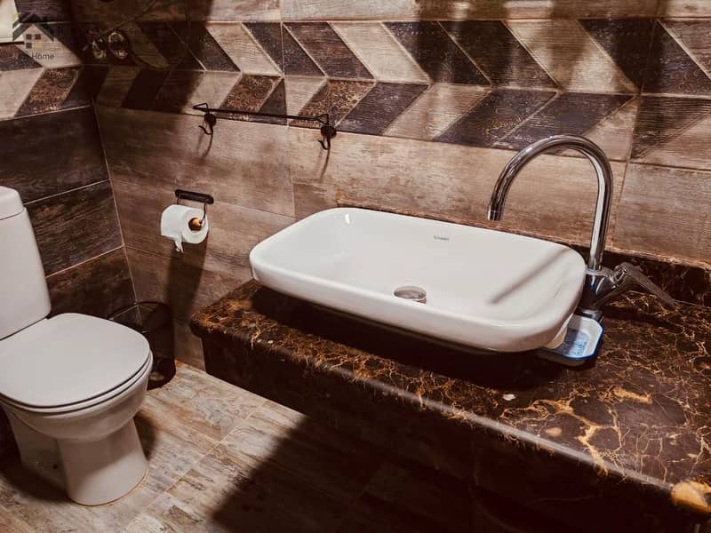 4 0cb8cb2b-b533-4bac-914d-8bf8b97de50d. jpeg