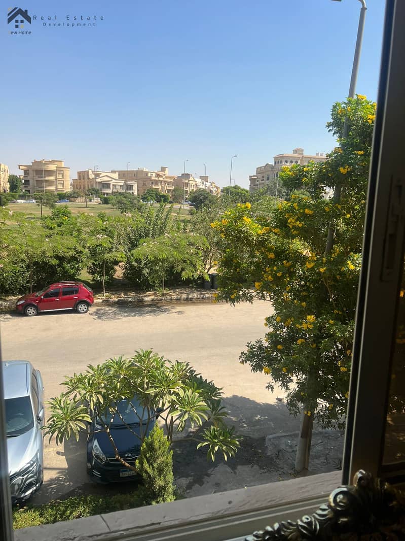 2 WhatsApp Image 2025-10-06 at 12.34. 29_94a030e8. jpg