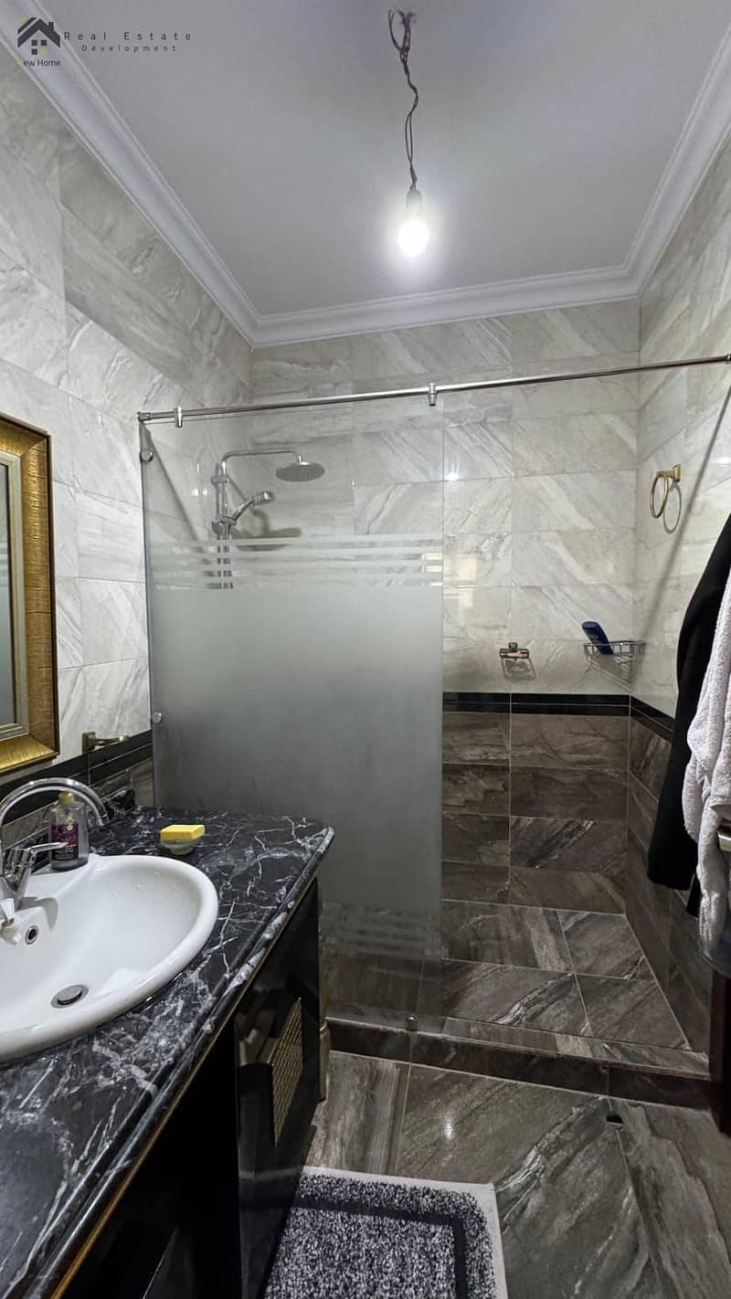 6 WhatsApp Image 2025-10-06 at 12.45. 20_04ead8cc. jpg