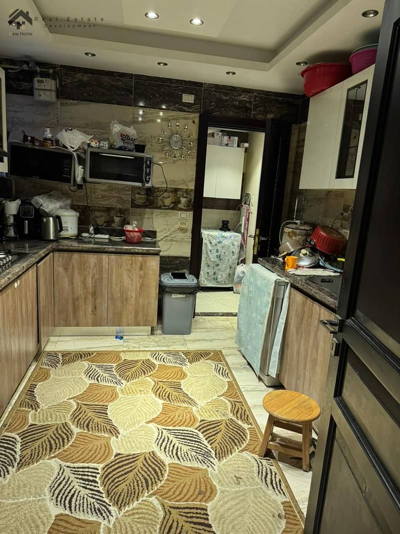 4 WhatsApp Image 2025-10-06 at 13.57. 37_2aa02299. jpg