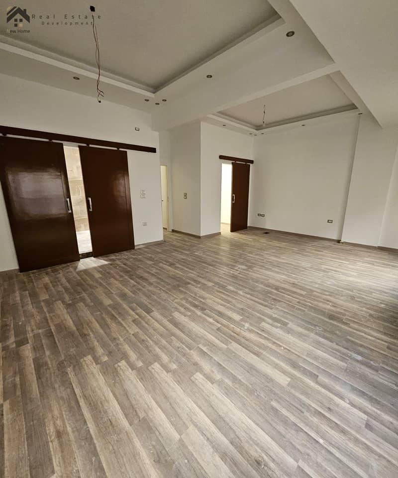 3 WhatsApp Image 2025-12-06 at 13.20. 44_43047db7. jpg