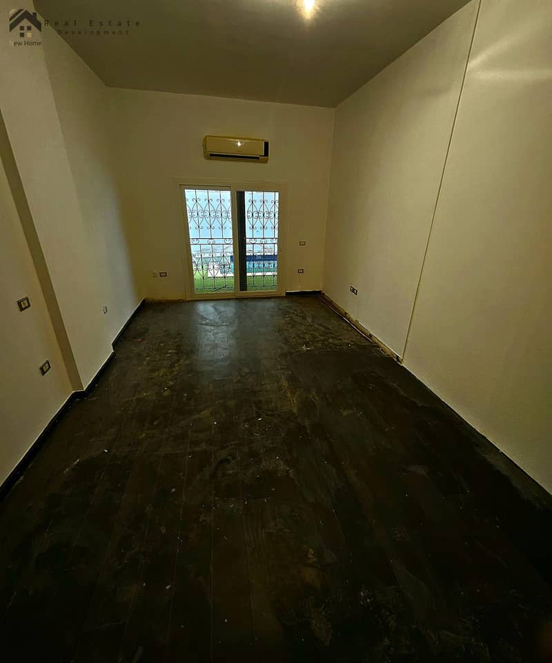 5 WhatsApp Image 2025-12-06 at 13.20. 44_402a71fd. jpg