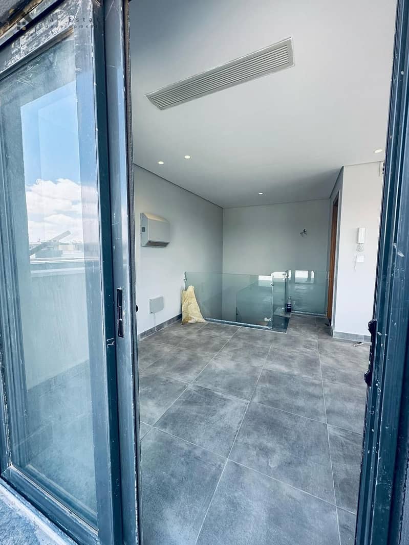 7 WhatsApp Image 2025-11-30 at 12.42. 38_42716fa9. jpg