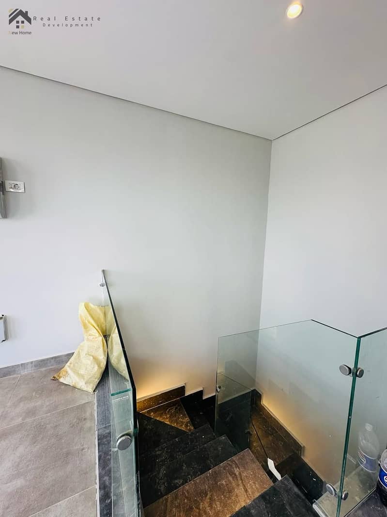 11 WhatsApp Image 2025-11-30 at 12.42. 42_ff86b309. jpg