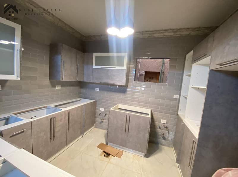 10 WhatsApp Image 2025-10-08 at 16.48. 47_c8dd14a4. jpg