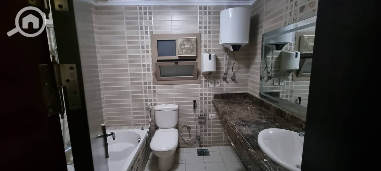 14 IMG-20251207-WA0215. jpg