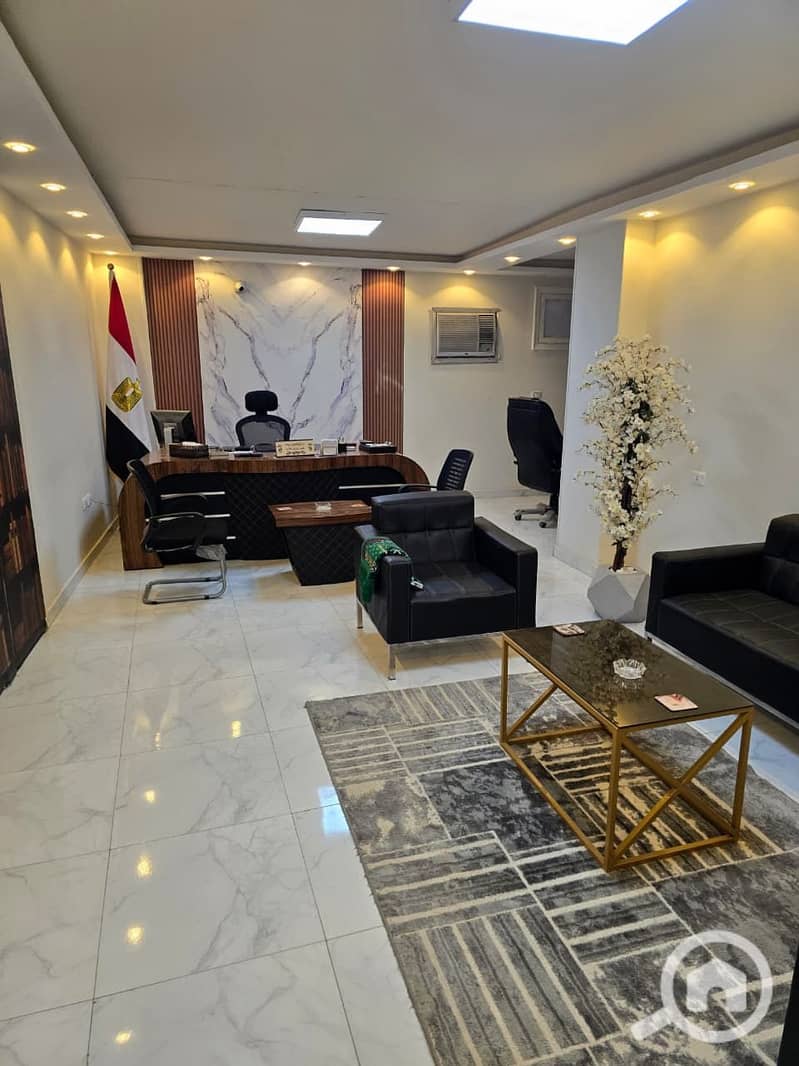 4 bb6d4855-608b-44ec-bdbb-d2ba860dabe8. jpg