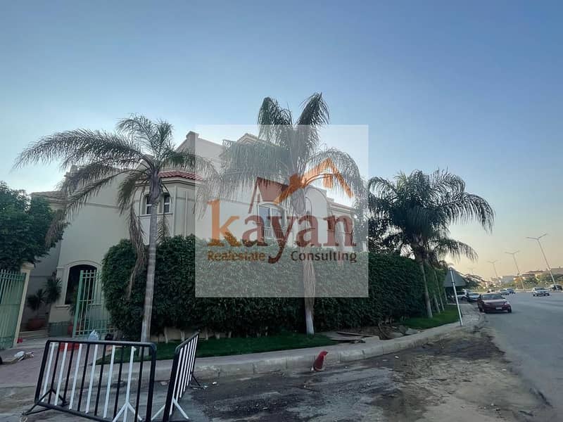 8 23b6cd1c-44bd-40d0-b646-0c11098205a3. jpg