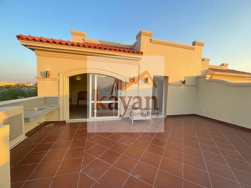 12 52ec07b0-6fd4-4467-a59d-62a811fcb92f. jpg