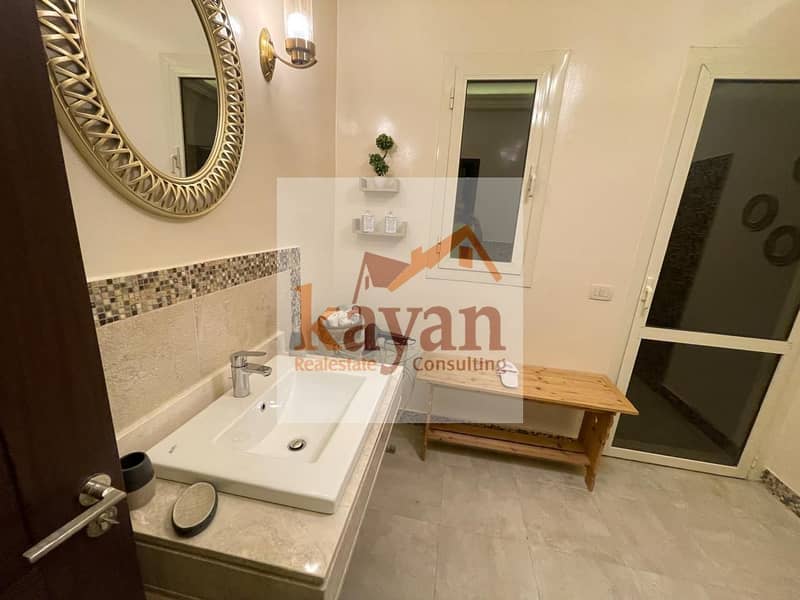 13 54b3215e-4b59-474d-a46b-593b9e51f04a. jpg