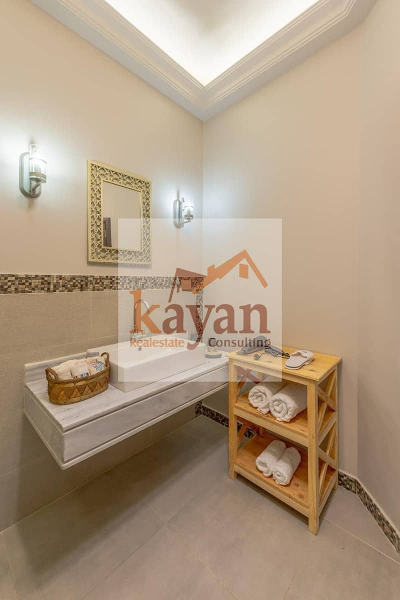 29 a8691b77-9c60-4db7-a93d-b70128839bab. jpg