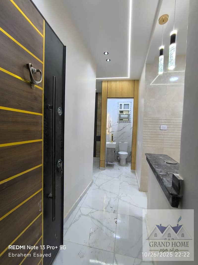 4 9ceeac67-fa58-4dd0-9509-548d56d6fa66. jpg