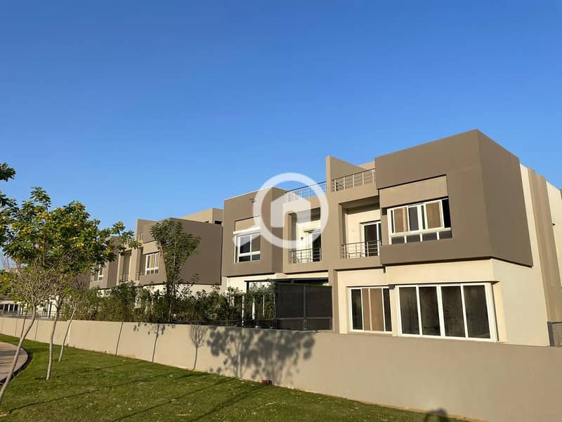 4 WhatsApp Image 2024-12-09 at 16.24. 41_7878c815. jpg